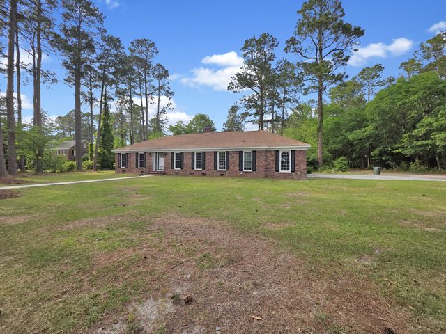697 Wells Drive, Orangeburg, SC 29115