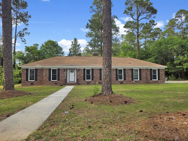 697 Wells Drive, Orangeburg, SC 29115
