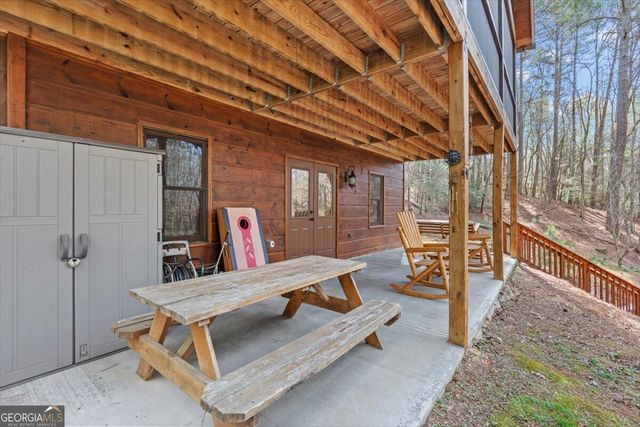 61 Grove Lane, Ellijay, GA 30540