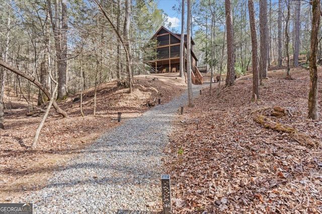 61 Grove Lane, Ellijay, GA 30540