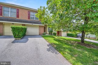 27 MAY APPLE DR, Downingtown, PA 19335