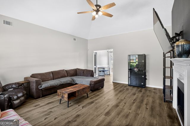 104 W Tisbury Lane, Pooler, GA 31322