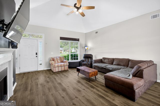 104 W Tisbury Lane, Pooler, GA 31322