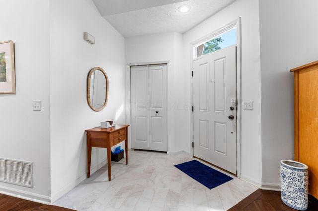 4185 Windsor Bridge Place, New Albany, OH 43054