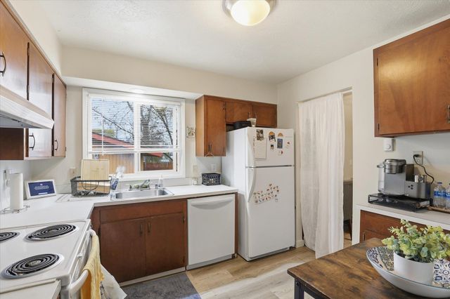 2716 E 37TH Ave, Spokane, WA 99223