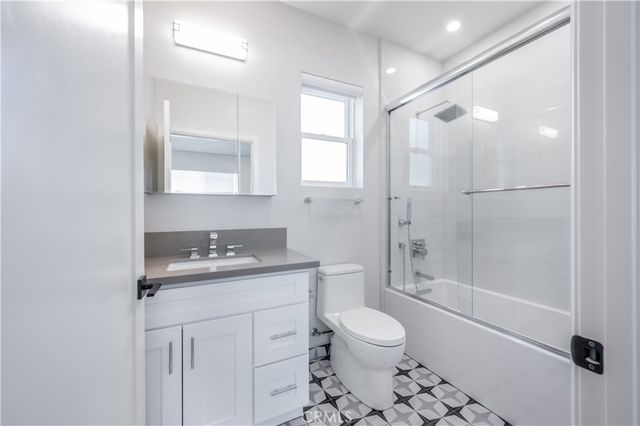 13391 Coral Reef Road 2, Tustin, CA 92780