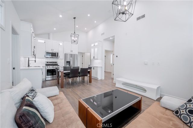 13391 Coral Reef Road 2, Tustin, CA 92780
