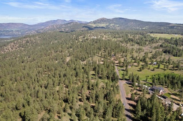 6601 Stony Way, Nine Mile Falls, WA 99026
