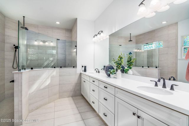 8165 Lyside Drive, Melbourne, FL 32940