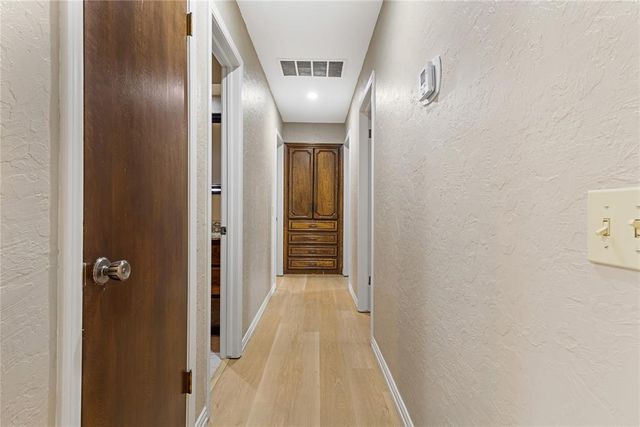 171 Circle Drive, Weatherford, OK 73096