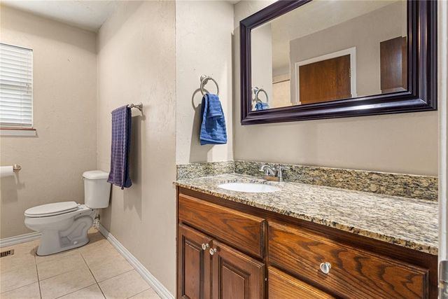 171 Circle Drive, Weatherford, OK 73096