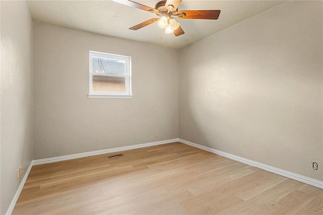 171 Circle Drive, Weatherford, OK 73096