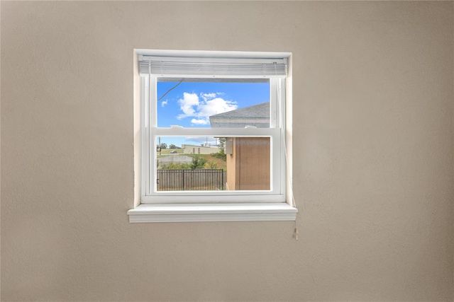 171 Circle Drive, Weatherford, OK 73096