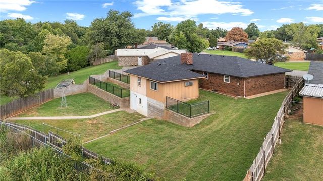 171 Circle Drive, Weatherford, OK 73096