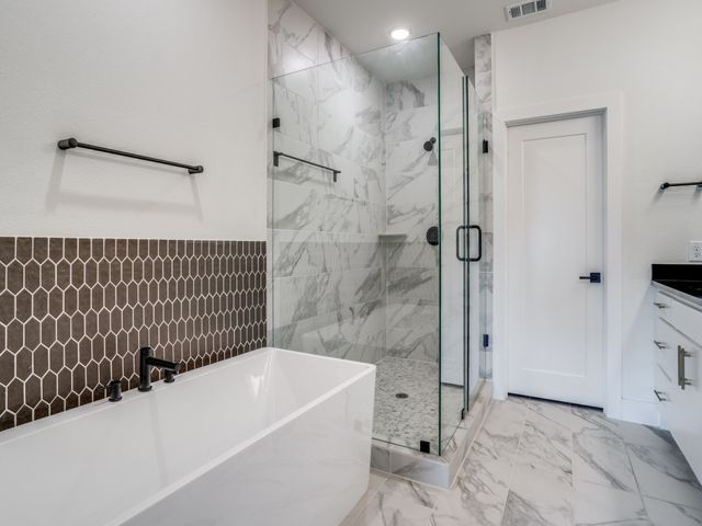 7404 Collin McKinney Parkway, Mckinney, TX 75070
