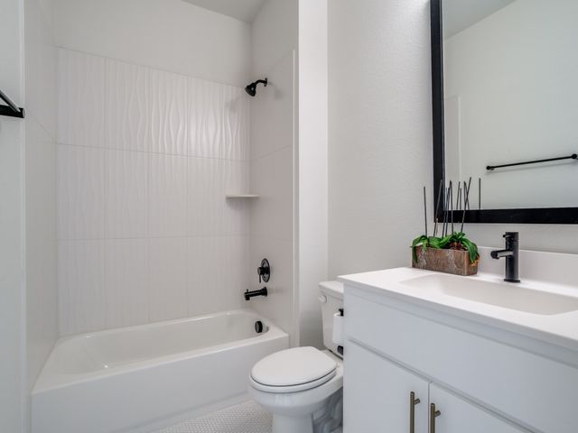 7404 Collin McKinney Parkway, Mckinney, TX 75070