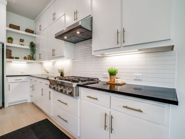 7404 Collin McKinney Parkway, Mckinney, TX 75070