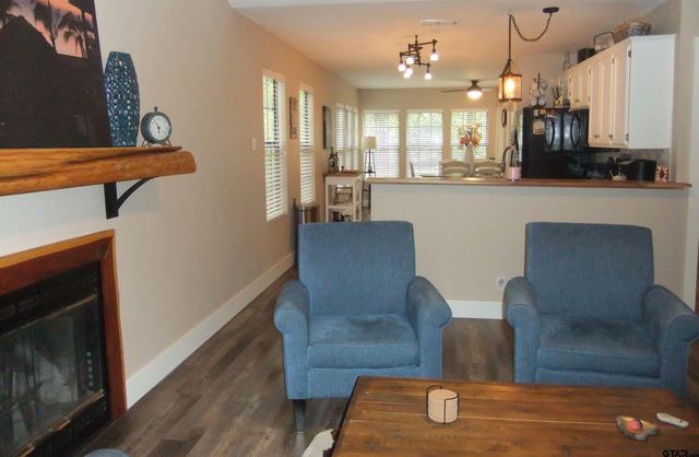 117 Cottonwood Cove, Holly Lake Ranch, TX 75765