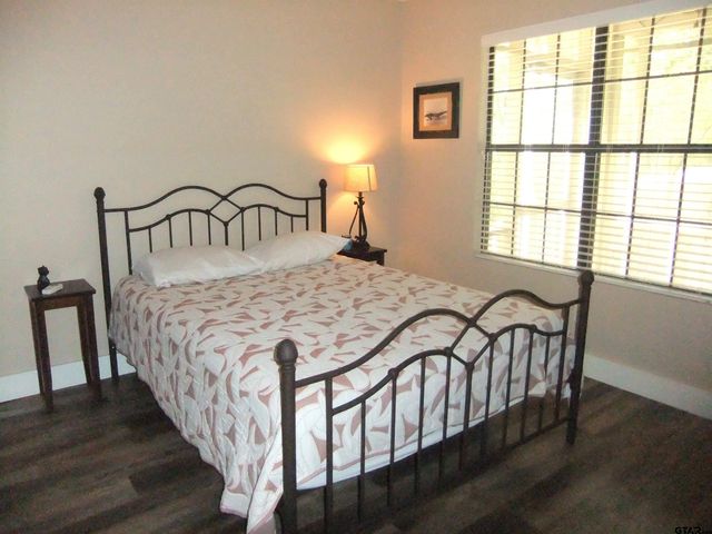 117 Cottonwood Cove, Holly Lake Ranch, TX 75765