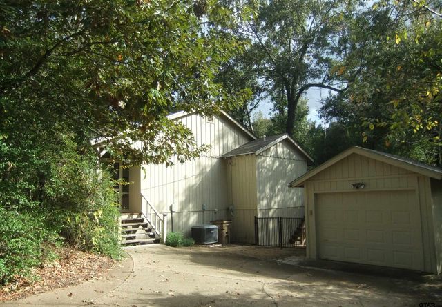 117 Cottonwood Cove, Holly Lake Ranch, TX 75765
