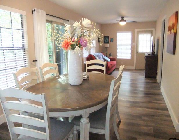 117 Cottonwood Cove, Holly Lake Ranch, TX 75765
