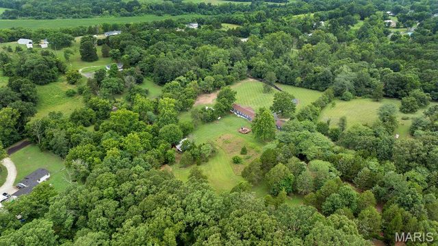 12272 Hyfield Road, De Soto, MO 63020