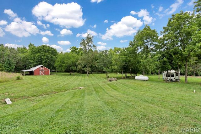 12272 Hyfield Road, De Soto, MO 63020