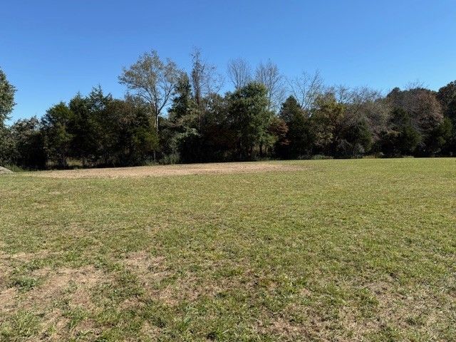 2 W Lincoln St, Tullahoma, TN 37388