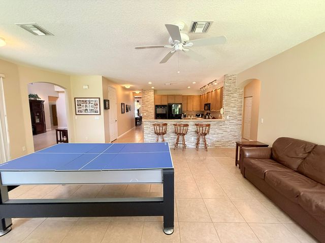 9563 SEDGEWOOD Drive, Lake Worth, FL 33467