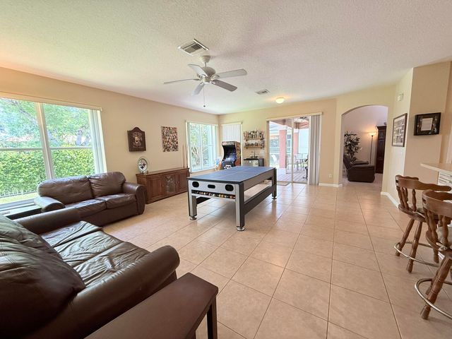 9563 SEDGEWOOD Drive, Lake Worth, FL 33467