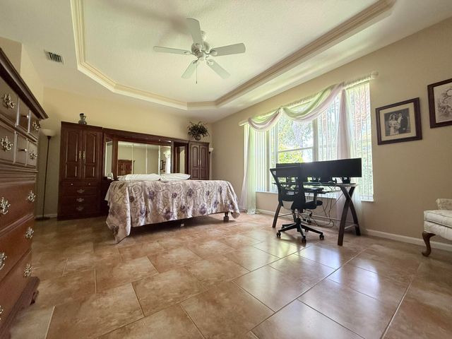9563 SEDGEWOOD Drive, Lake Worth, FL 33467