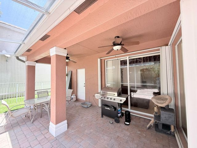 9563 SEDGEWOOD Drive, Lake Worth, FL 33467