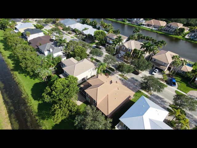 9563 SEDGEWOOD Drive, Lake Worth, FL 33467