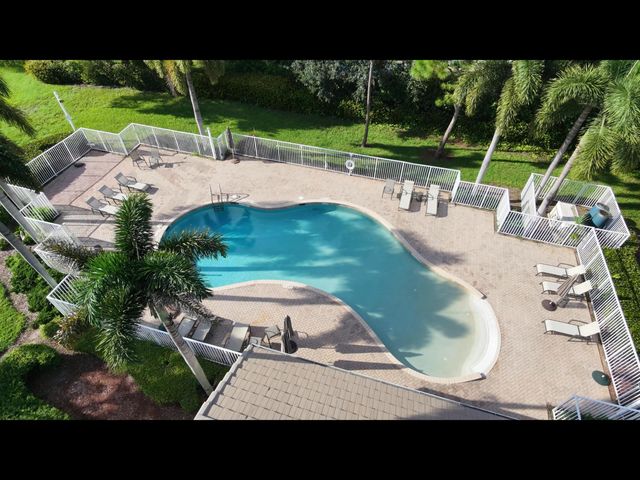 9563 SEDGEWOOD Drive, Lake Worth, FL 33467
