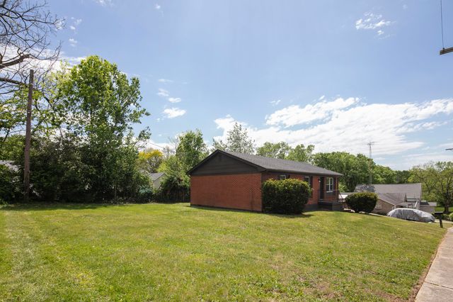 210 Chapel Street, Paris, KY 40361