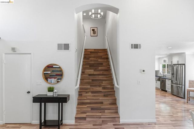 2239 Southwest Ct, Martinez, CA 94553
