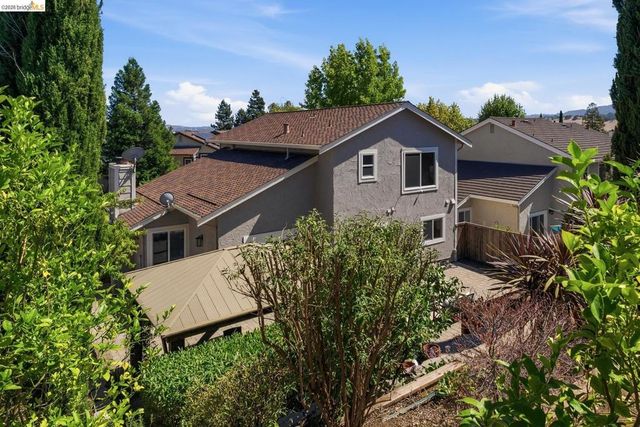 2239 Southwest Ct, Martinez, CA 94553