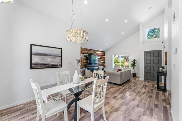 2239 Southwest Ct, Martinez, CA 94553