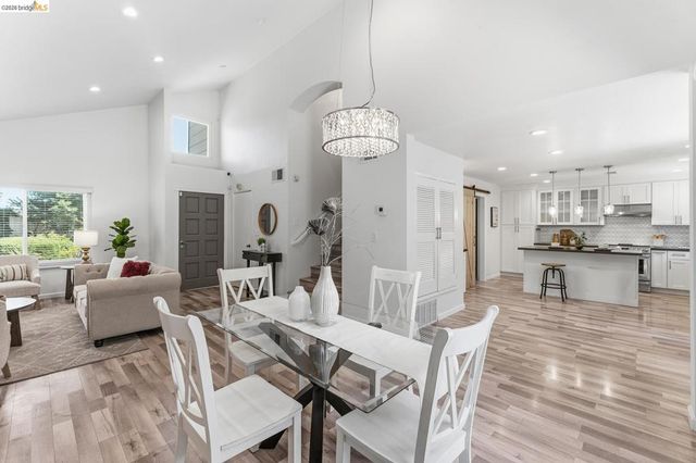 2239 Southwest Ct, Martinez, CA 94553
