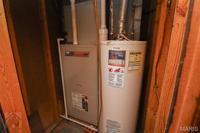 21195 Highway 28, Dixon, MO 65459