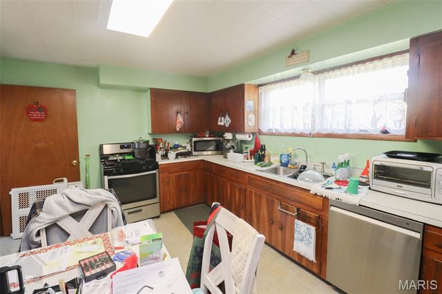 21195 Highway 28, Dixon, MO 65459