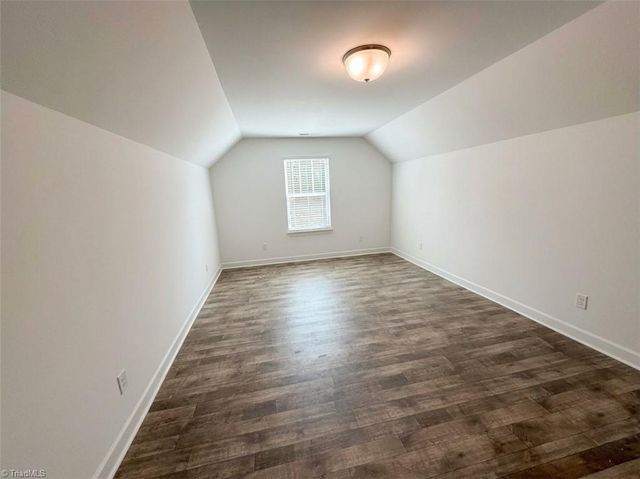 5158 Paramount Road 1062, Pfafftown, NC 27040