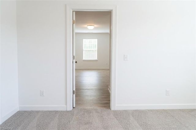 5158 Paramount Road 1062, Pfafftown, NC 27040