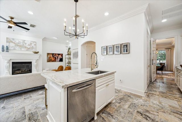 95 Olmstead Row, The Woodlands, TX 77380