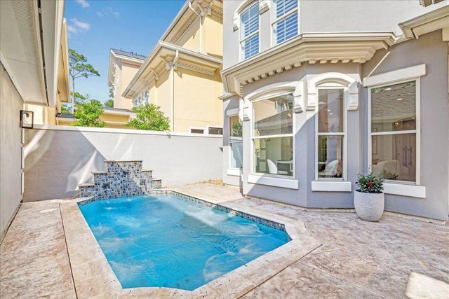 95 Olmstead Row, The Woodlands, TX 77380