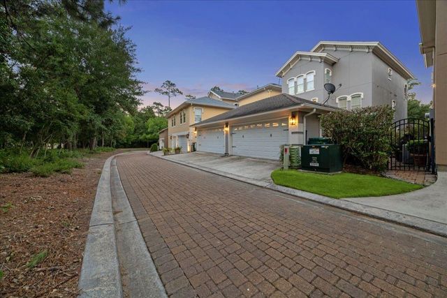 95 Olmstead Row, The Woodlands, TX 77380