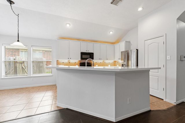 30106 Saw Oaks Drive, Magnolia, TX 77355