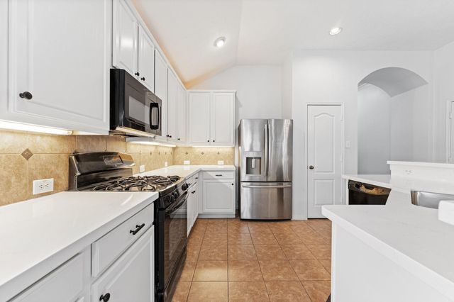 30106 Saw Oaks Drive, Magnolia, TX 77355