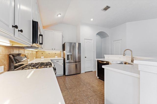 30106 Saw Oaks Drive, Magnolia, TX 77355