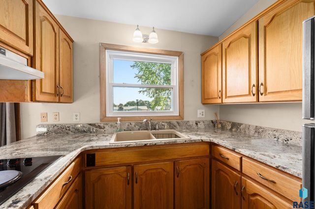 202 S Detroit Ave Avenue, Sioux Falls, SD 57110